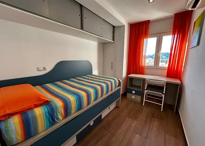 Tuttifruttiaapt * Nerja